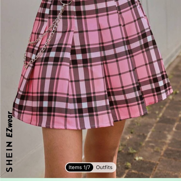 Pink pleated skirt - Picture 3 of 3
